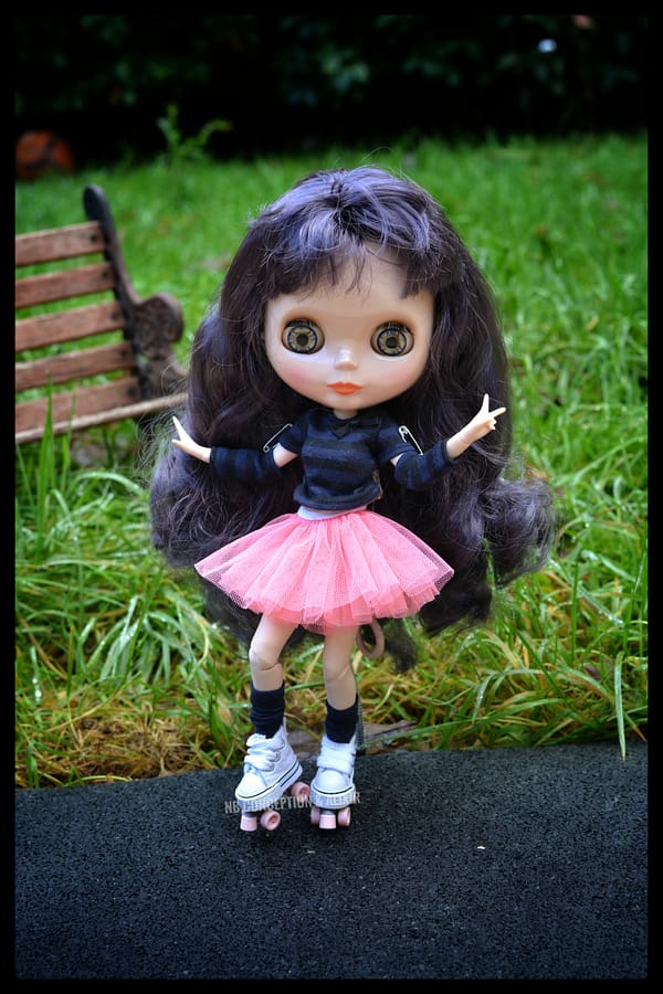 Roller trucks 1/6 Pullip or small BJD size doll – Image 2